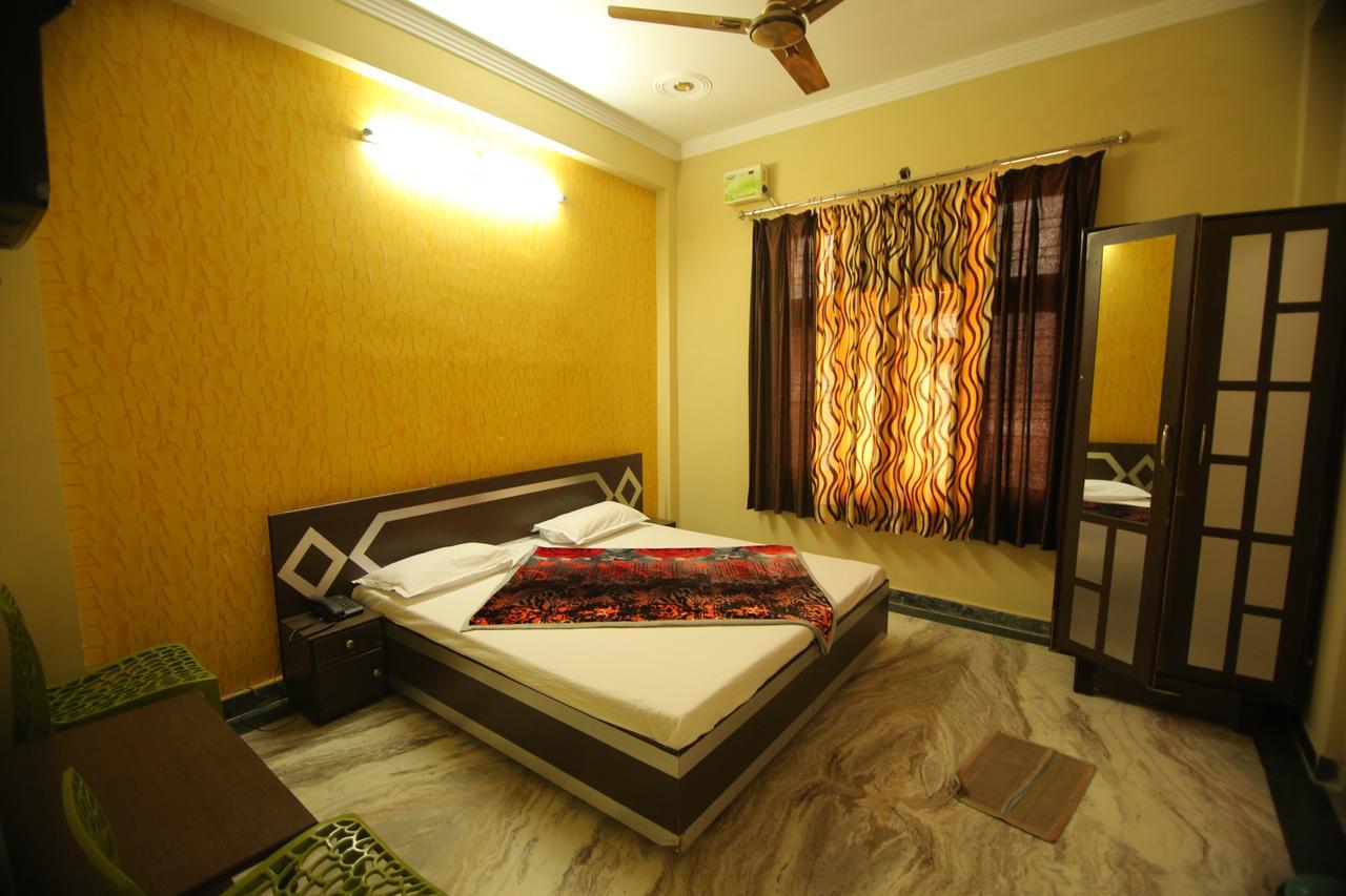 Hotel Madhusudan Rishīkesh Exterior foto